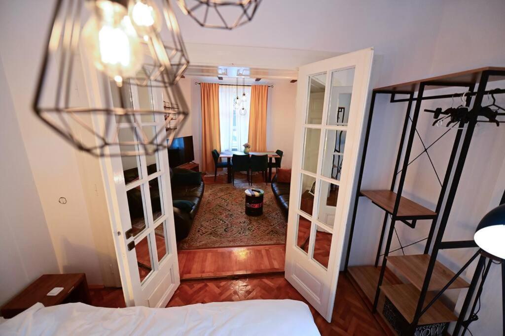 Flh - Zen Apartment Sibiu Esterno foto