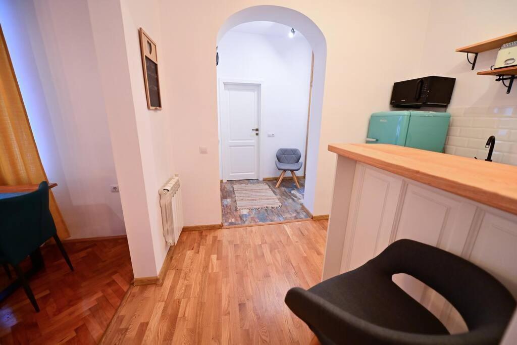 Flh - Zen Apartment Sibiu Esterno foto